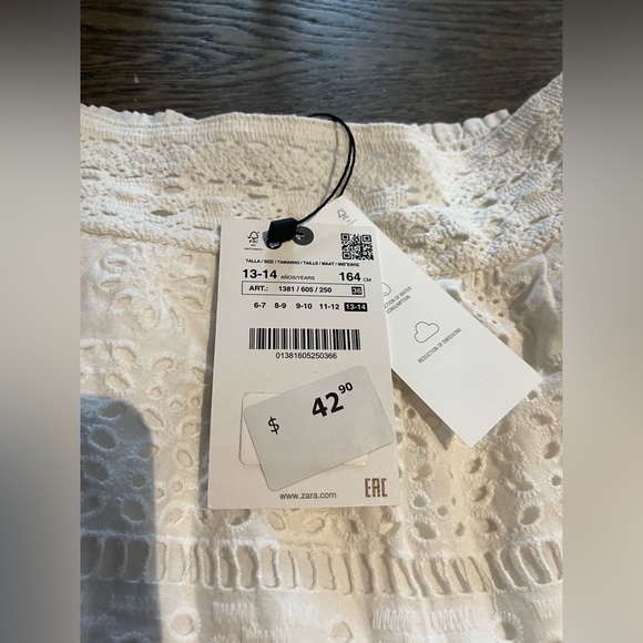 Kids Zara skirt - Picture 2 of 2